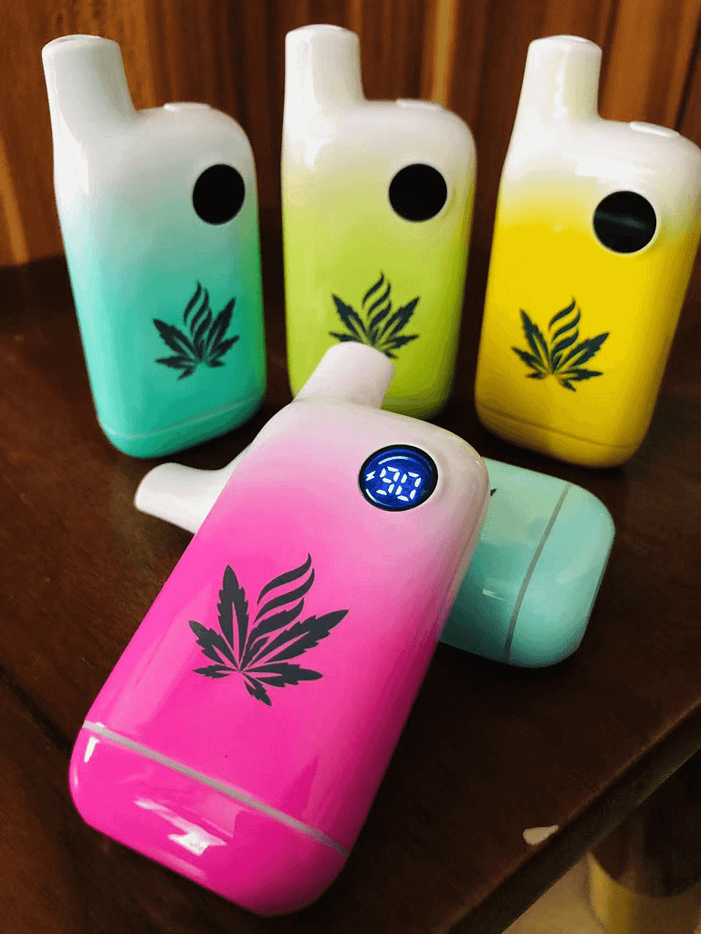 Stilvoll Dampfen: Der VAPORBA Celare 510 Akku – Wo Design auf Performance trifft 2 VAPORBA Celare 510 Thread Battery ondesk02